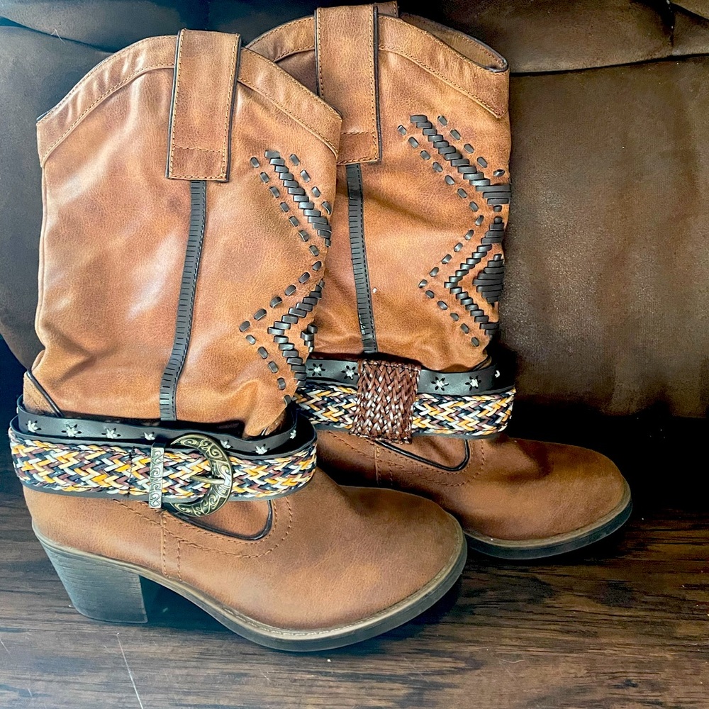 Women’s Boots